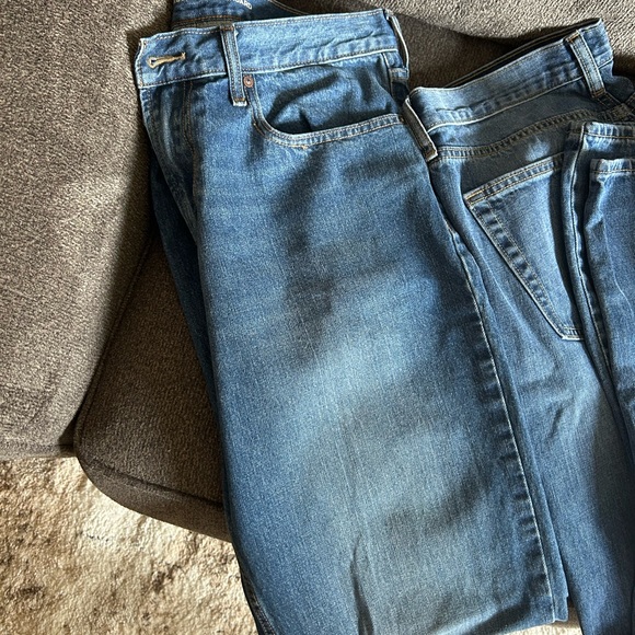 Old Navy Jeans - Picture 2 of 4
